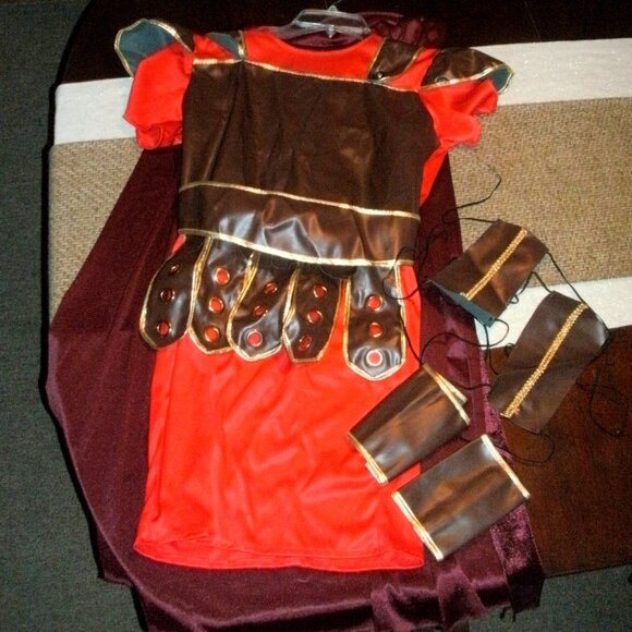 DLX 7 piece Roman Soldier Gladiator Viking Warrior Costume Halloween Cosplay - Picture 1 of 3